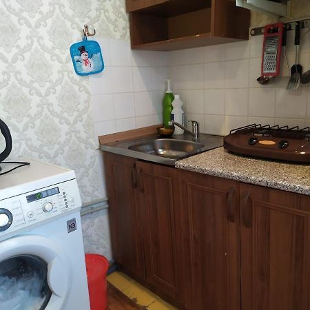Квартира В Гаграх Apartamento Exterior foto